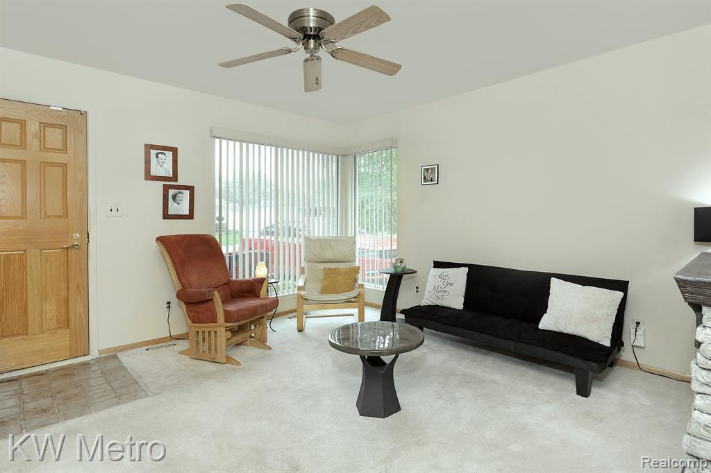 431 KINROSS Avenue, Clawson, MI — Photo 5