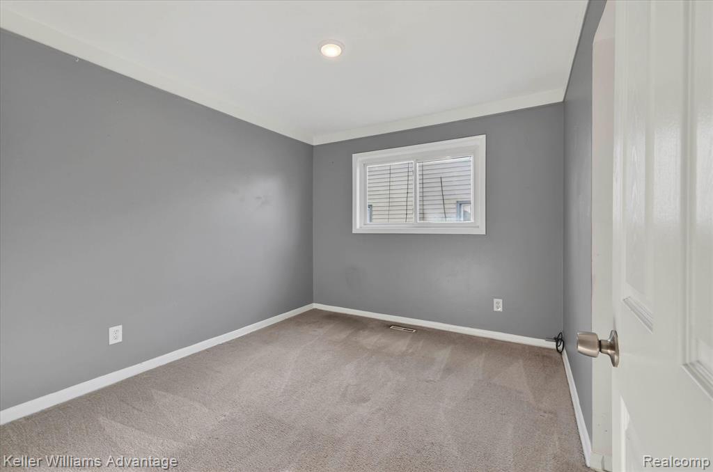 5710 Detroit Street, Dearborn Heights, MI 48125 — Photo 21