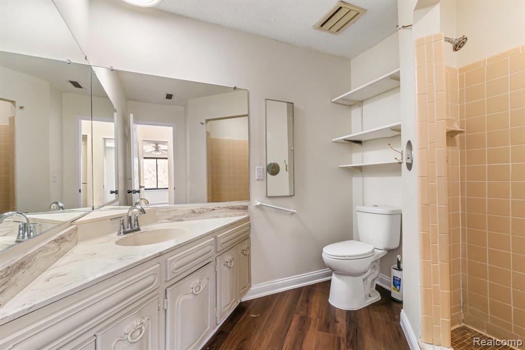1680 Cliffs Landing, 302E, Ypsilanti, MI 48198 — Photo 37