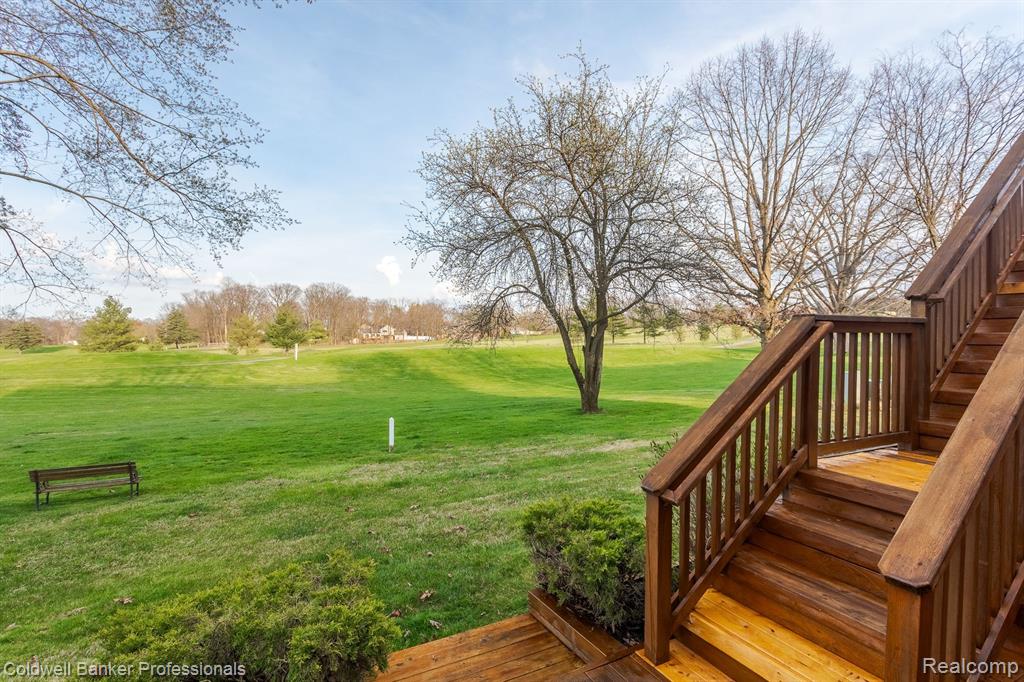 26270 VALHALLA Drive, Farmington Hills, MI 48331 — Photo 41