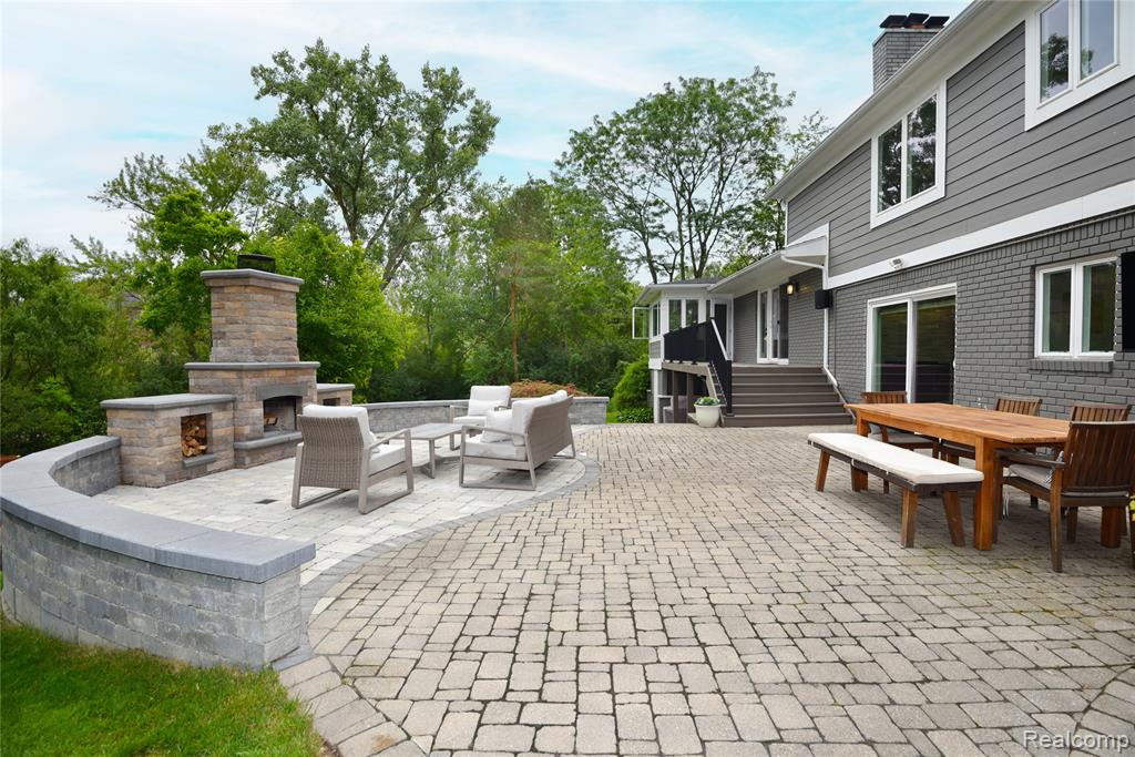 3029 S Westview Court, Bloomfield, MI 48304 — Photo 39