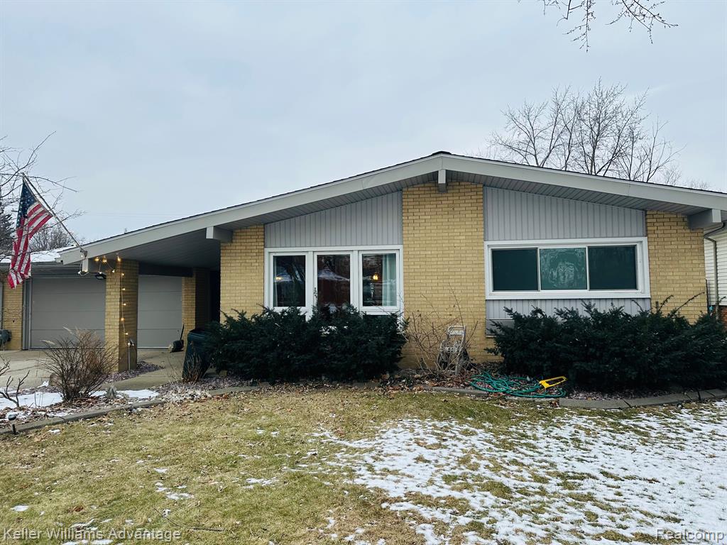 42168 LAKELAND, Plymouth, MI 48170 — front exterior