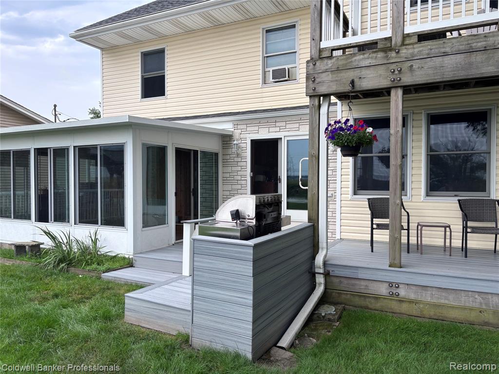 39883 Duluth Street, Harrison Township, MI — Photo 10