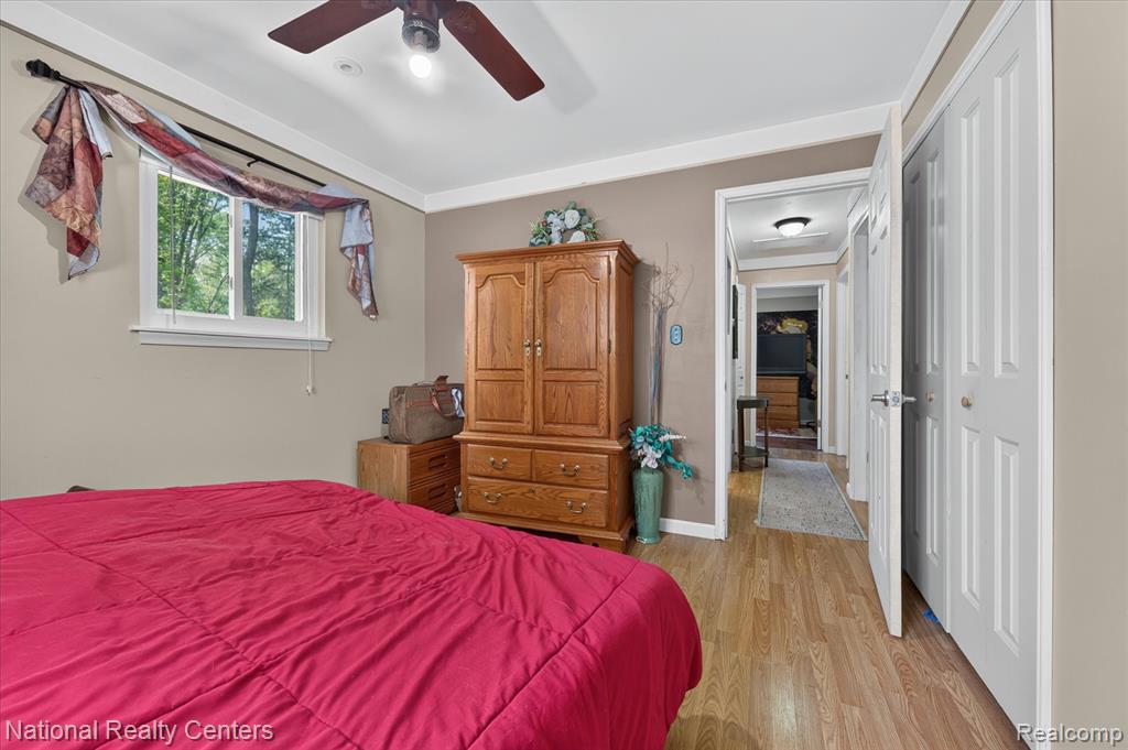 9472 Lakepointe Boulevard, Clay, MI 48001 — Photo 24