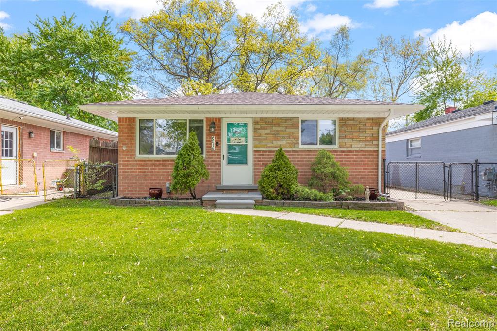 6016 N Berry Street, Westland, MI — front exterior