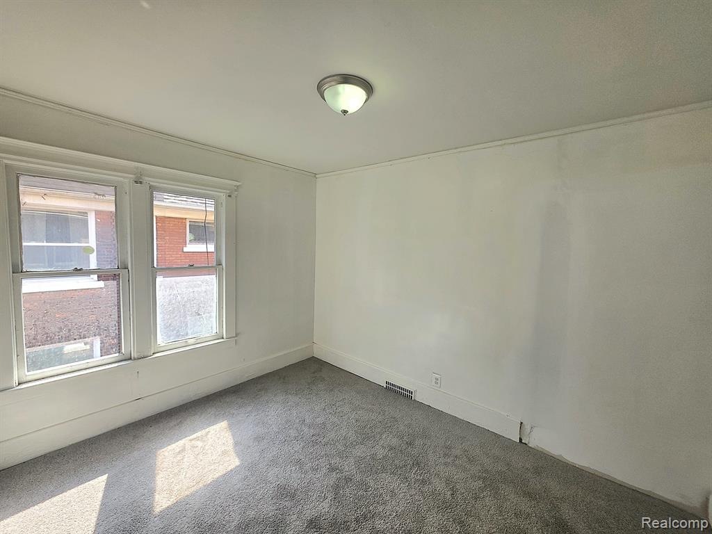 47 Pilgrim Street, Highland Park, MI 48203 — Photo 12