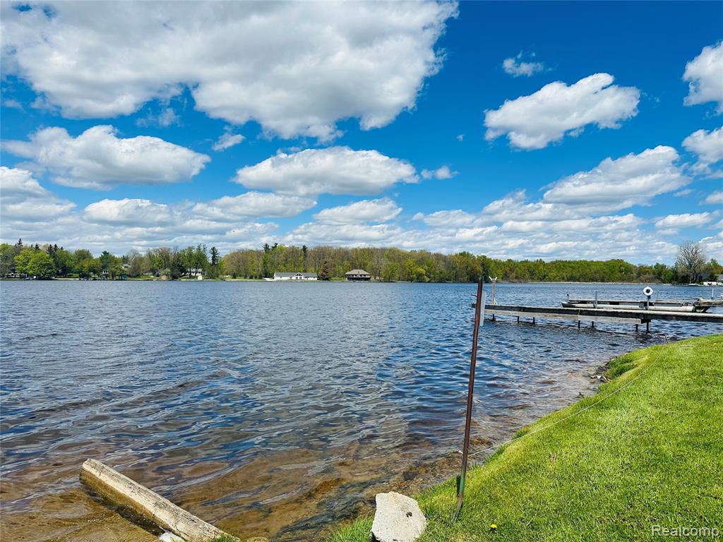 5827 Annibal Drive, Lapeer, MI 48446 — Photo 33