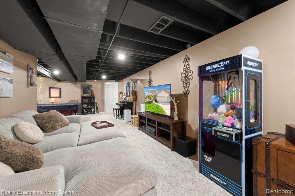 30786 Bramble Court, Chesterfield, MI — Photo 25