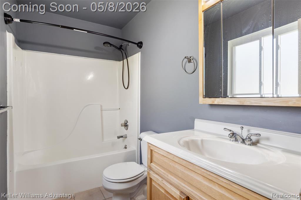 11453 Kaltz Avenue, Warren, MI 48089 — Photo 10