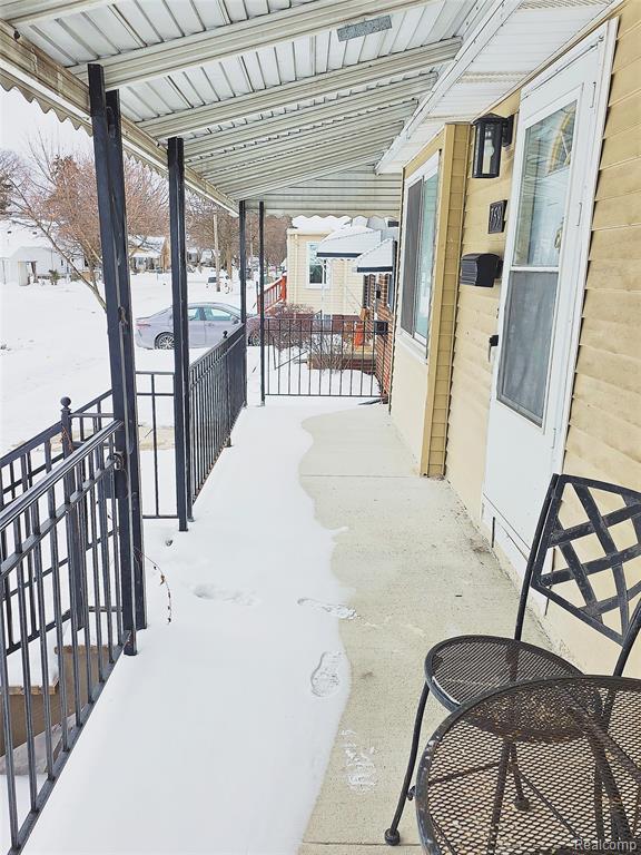 759 E Maxlow Avenue, Hazel Park, MI 48030 — Photo 5