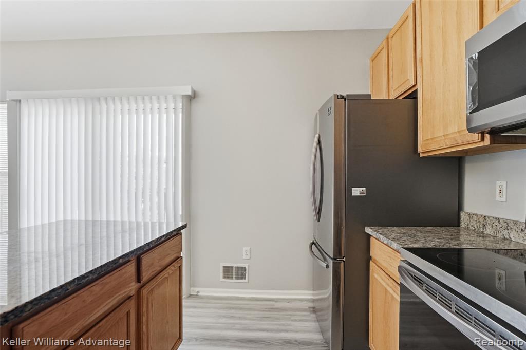 513 Cherry Orchard Road, Canton, MI 48188 — Photo 18