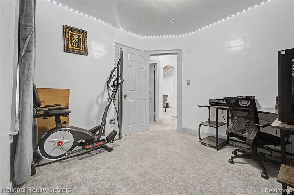 6348 Coleman Street, Dearborn, MI 48126 — Photo 19