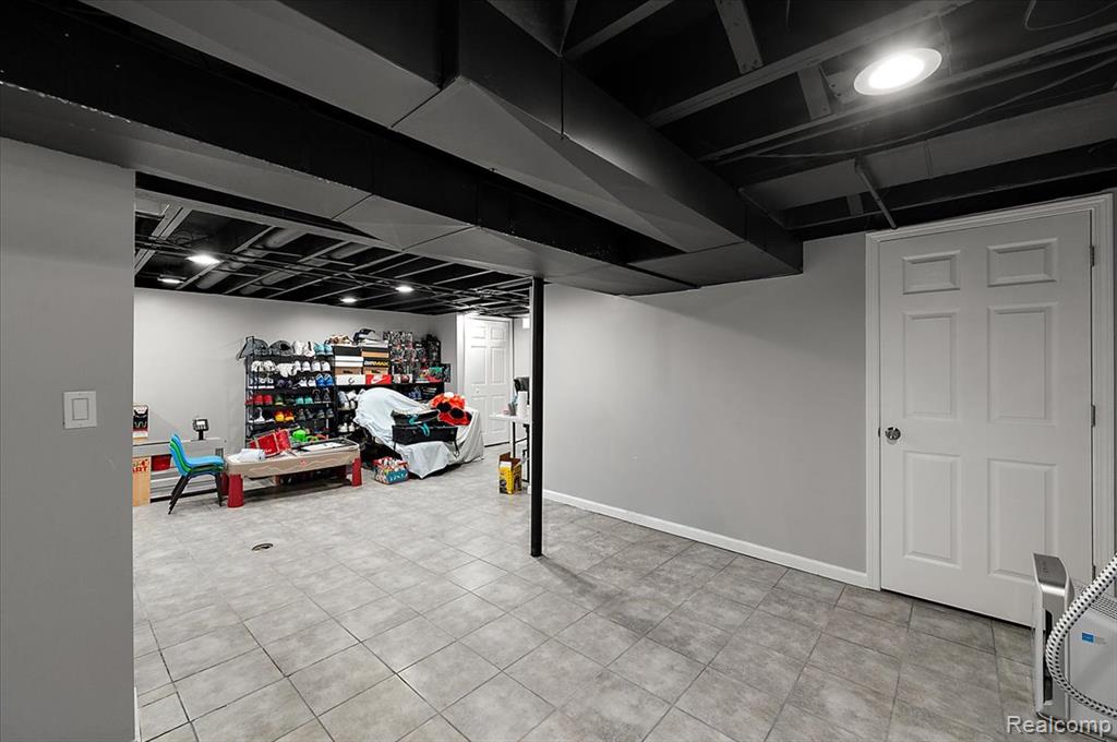 4502 Reilly Drive, Troy, MI 48085 — Photo 31