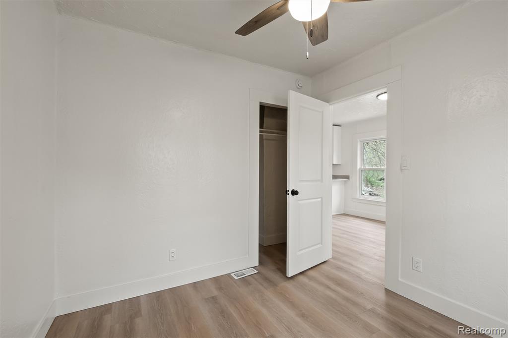 76 N Merrimac Street, Pontiac, MI 48340 — Photo 13