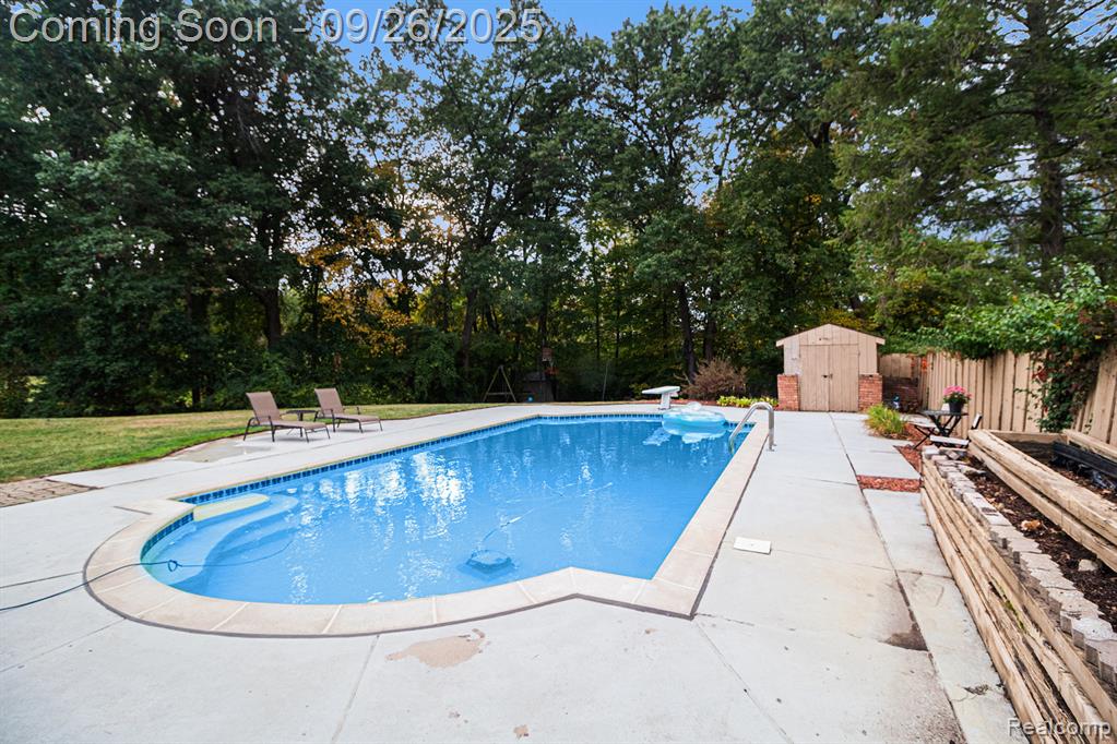8162 Rene Drive, White Lake, MI — Photo 30