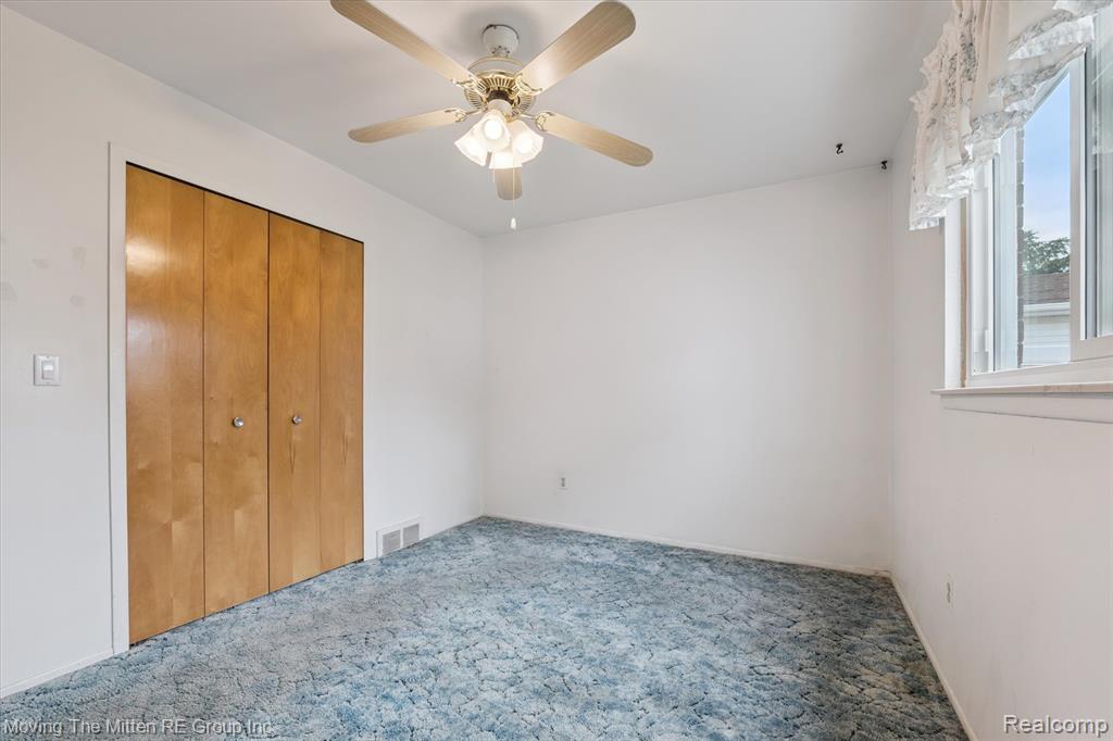6484 Huntleigh Street, Garden City, MI — Photo 20