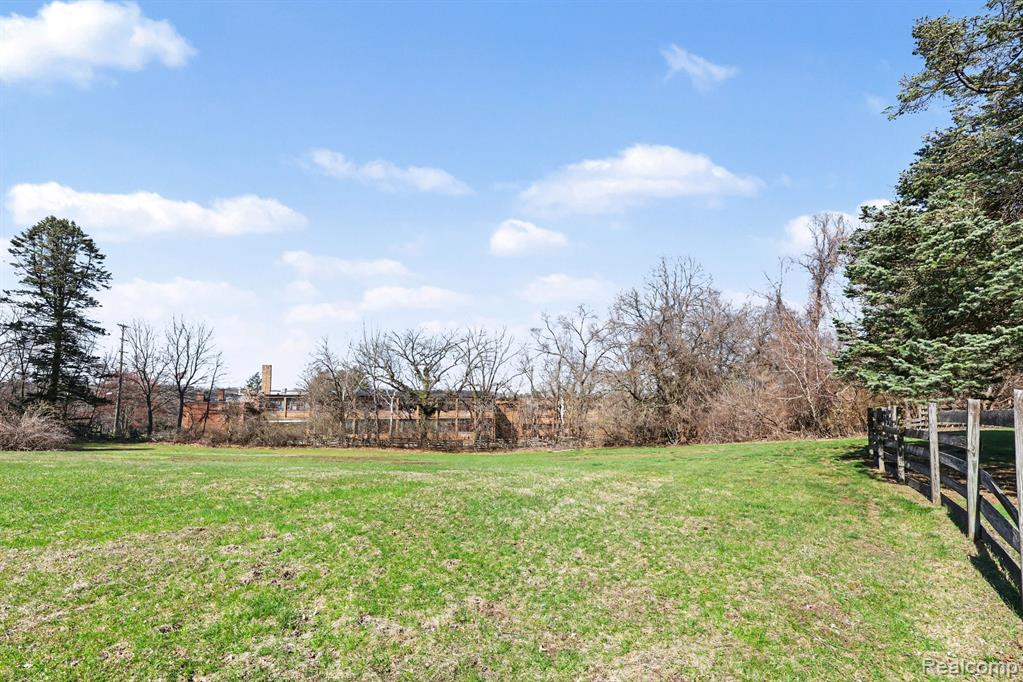 32020 Franklin Road, Franklin, MI 48025 — Photo 10
