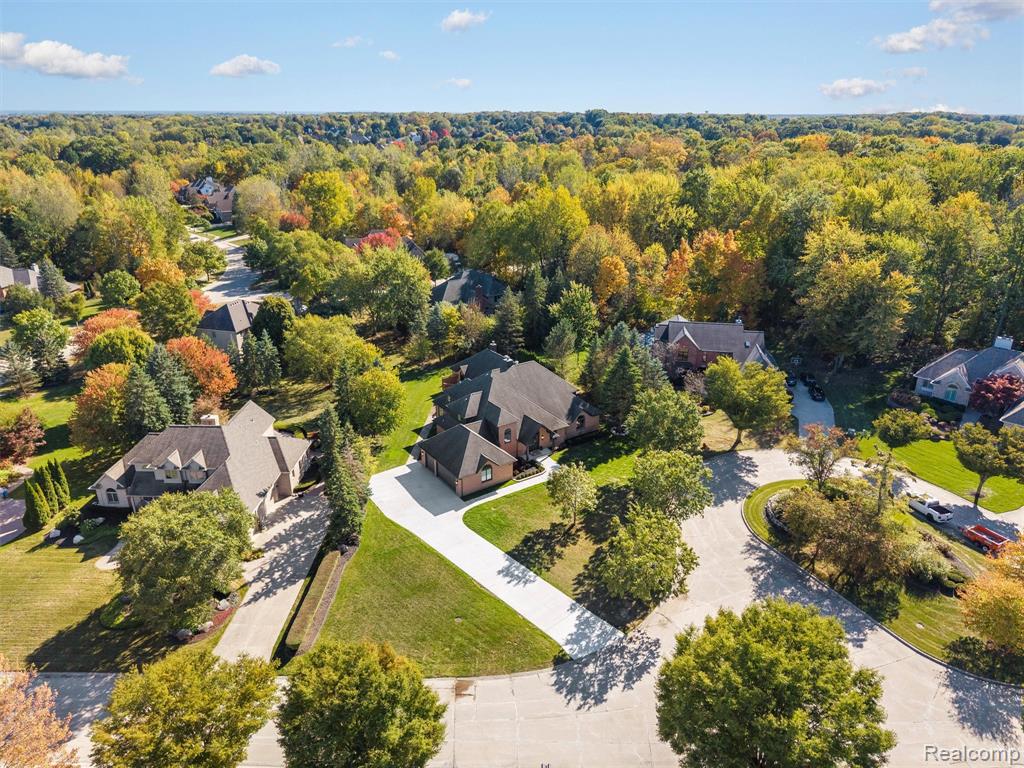 22463 Norfolk Court, Novi, MI — Photo 58