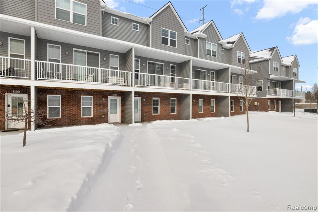 3951 Trailwaycommons Circle, Auburn Hills, MI 48326 — Photo 4
