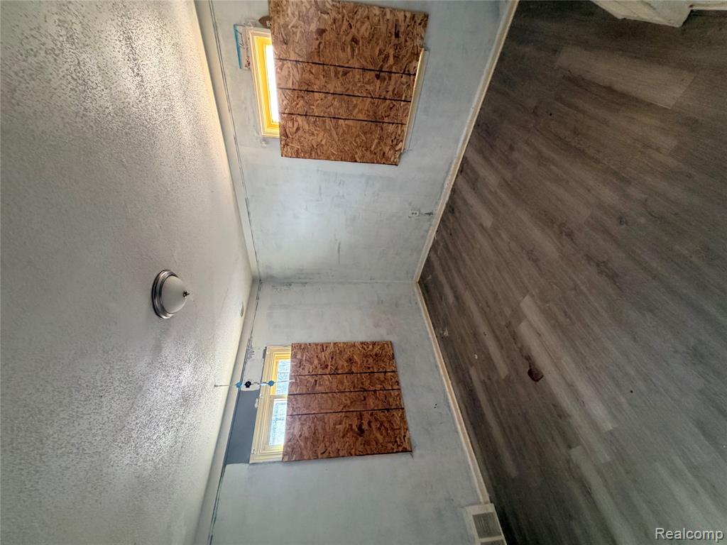 8277 Stout Street, Detroit, MI 48228 — Photo 10