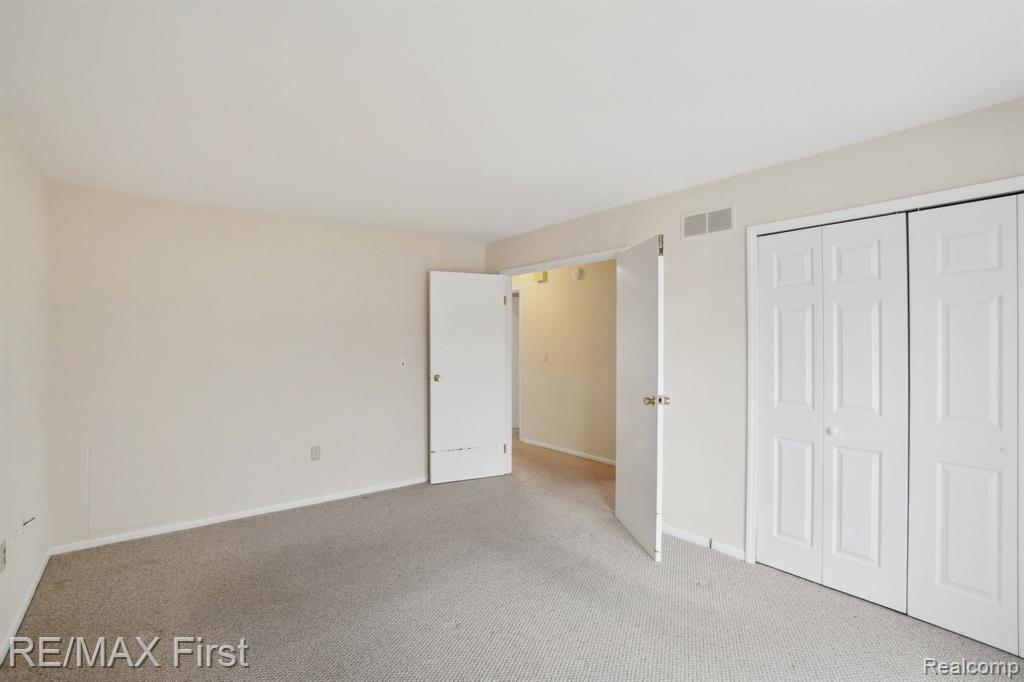 22768 RENFORD Street, Novi, MI — Photo 16