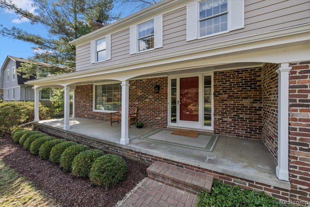 762 KENSINGTON Lane, Bloomfield Hills, MI 48304 — Photo 47