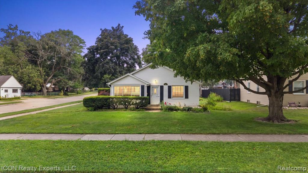 3666 Capitol Avenue, Warren, MI 48091
