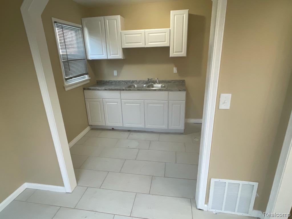 4705 Neff Avenue, Detroit, MI 48224 — Photo 6