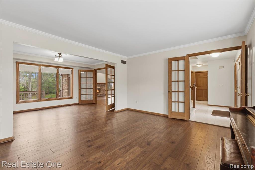 720 Essex Drive, Rochester Hills, MI 48307 — Photo 21