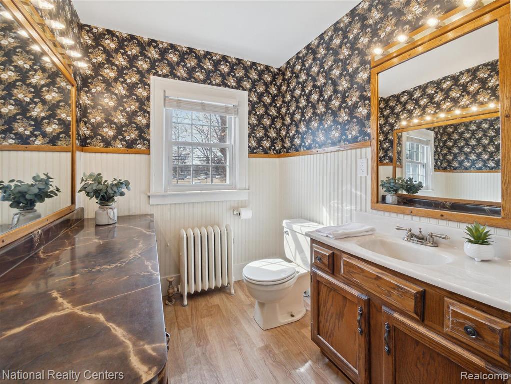 422 HENDRIE Boulevard, Royal Oak, MI 48067 — Photo 18
