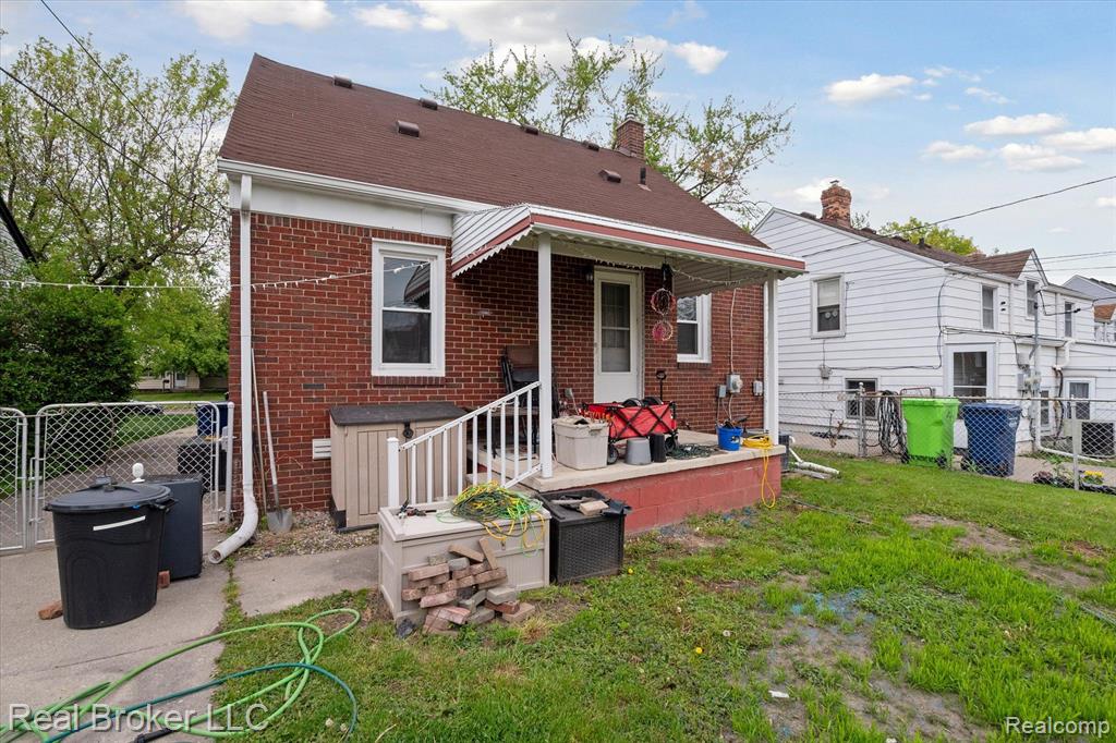 973 FORD Boulevard, Lincoln Park, MI 48146 — Photo 17