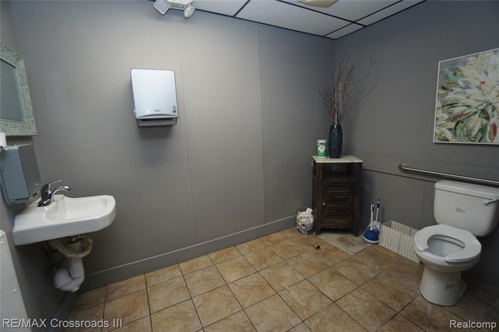 12950 HAGGERTY Road, Belleville, MI 48111 — Photo 7