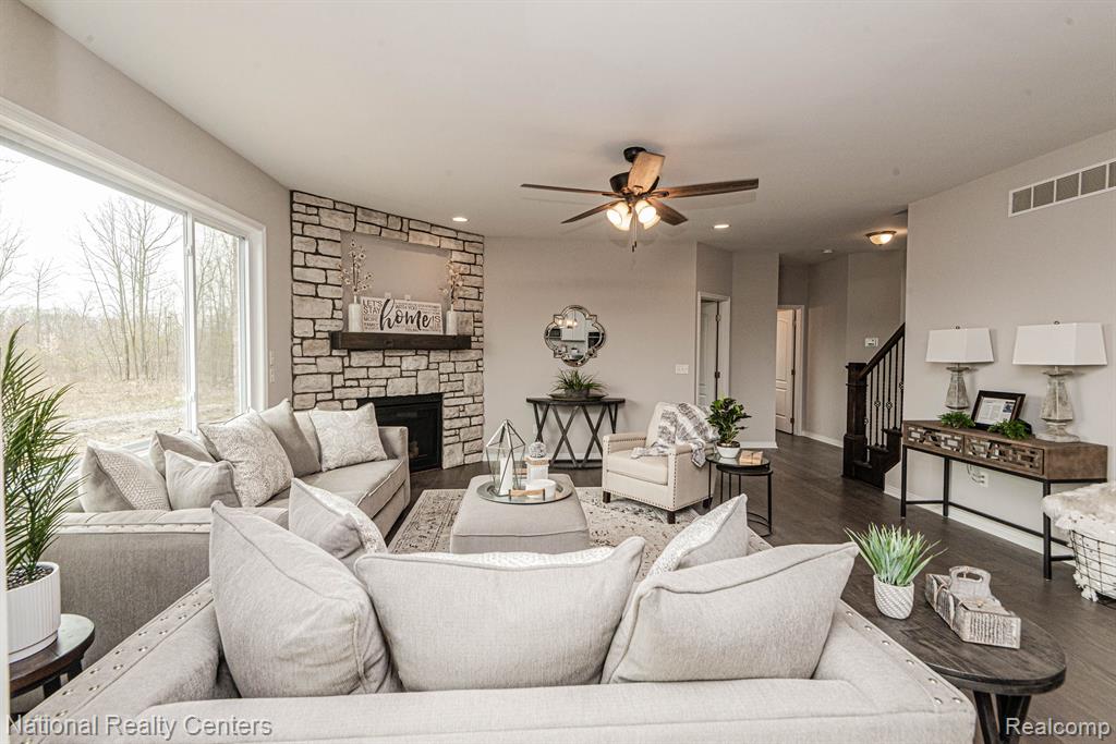 53236 Woodland, Chesterfield, MI 48047 — Photo 10
