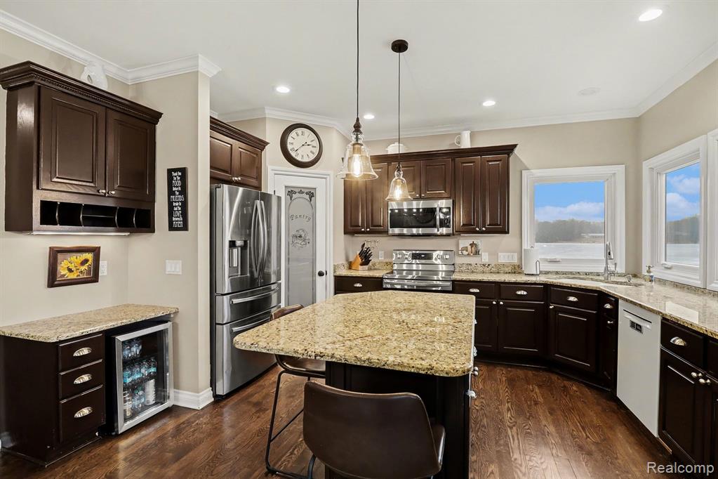 4372 Lamson Drive, Waterford, MI 48329 — Photo 10