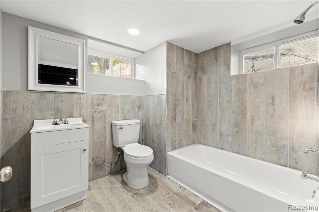 18287 Santa Rosa Drive, Detroit, MI 48221 — Photo 29