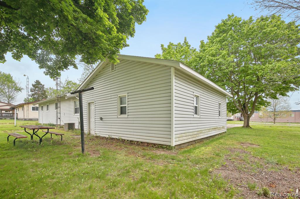 5427 FIESTA Pass, Grand Blanc, MI 48439 — Photo 24
