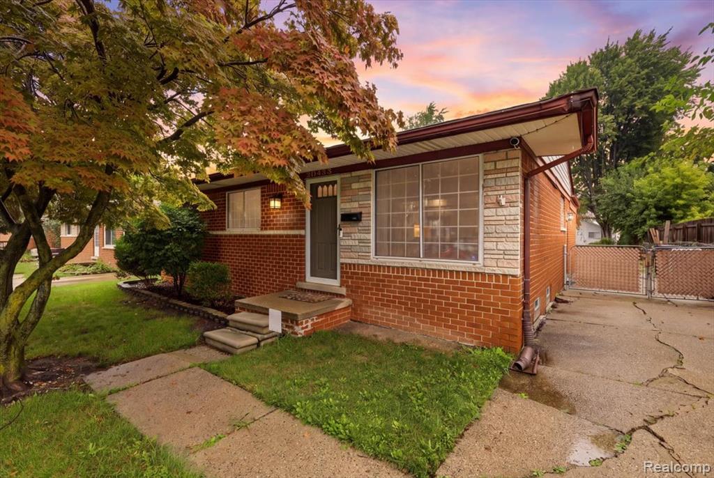 20435 Catalano Street, Clinton Twp, MI 48035