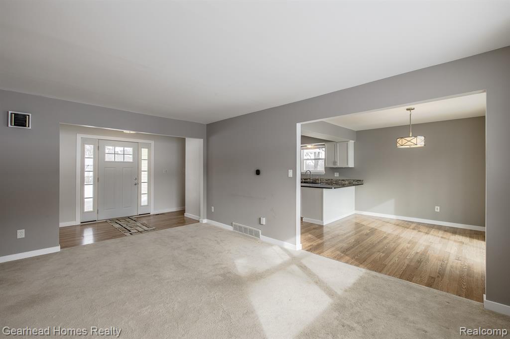 12749 Shaffer Road, Davisburg, MI 48350 — Photo 9