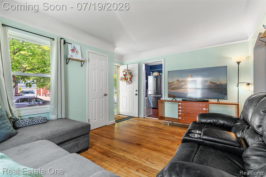 483 Kings Highway, Wyandotte, MI 48192 — Photo 5