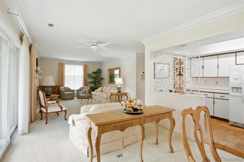 19710 W 13 Mile Road, 211, Beverly Hills, MI 48025 — Photo 19
