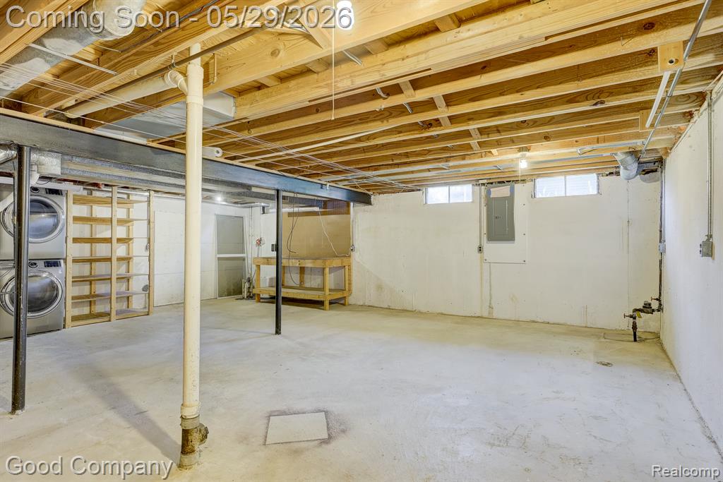 845 Hadley Road, Rochester Hills, MI 48307 — Photo 32