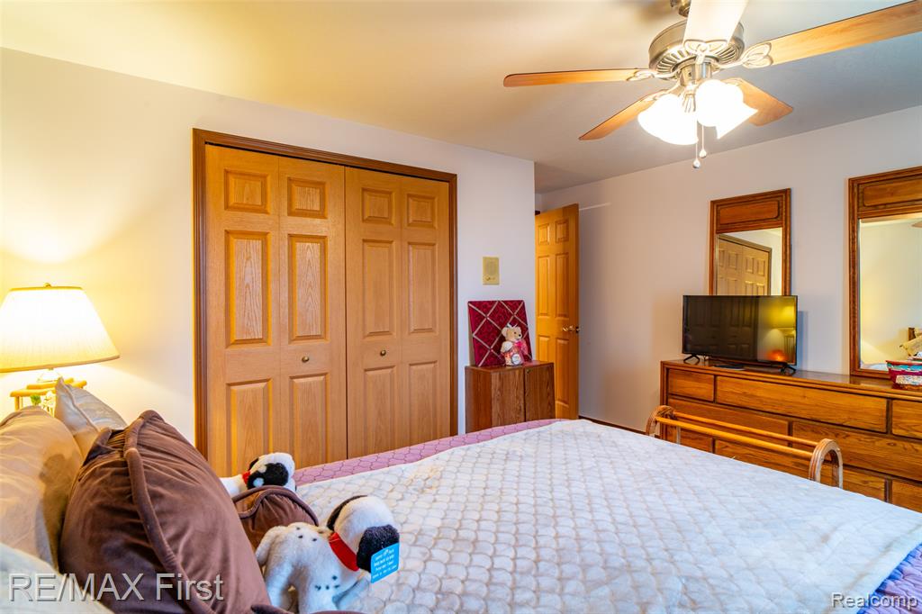 47799 Farmbrook Court, Chesterfield, MI — Photo 37
