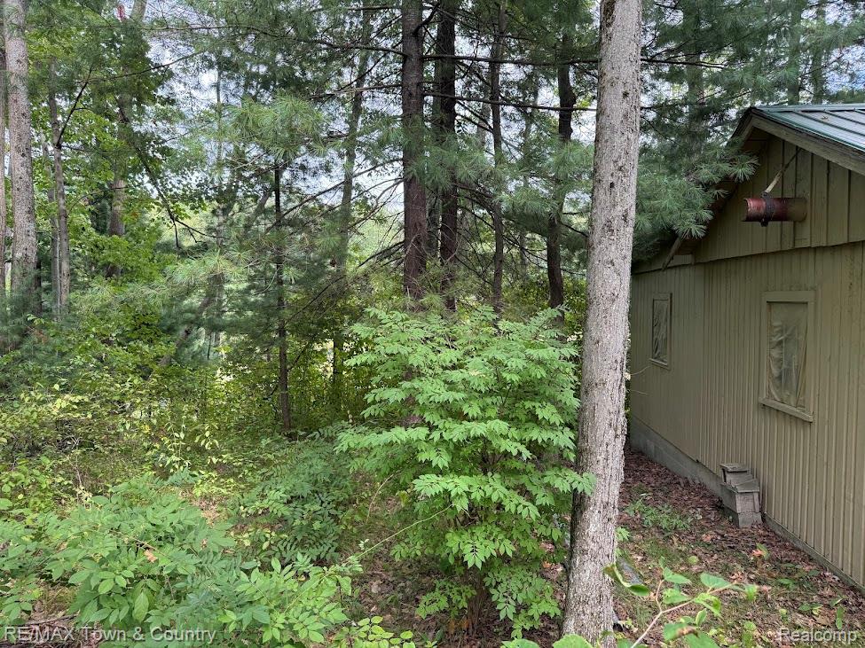 207 Mary Jo Road, Harrison, MI 48625 — Photo 13