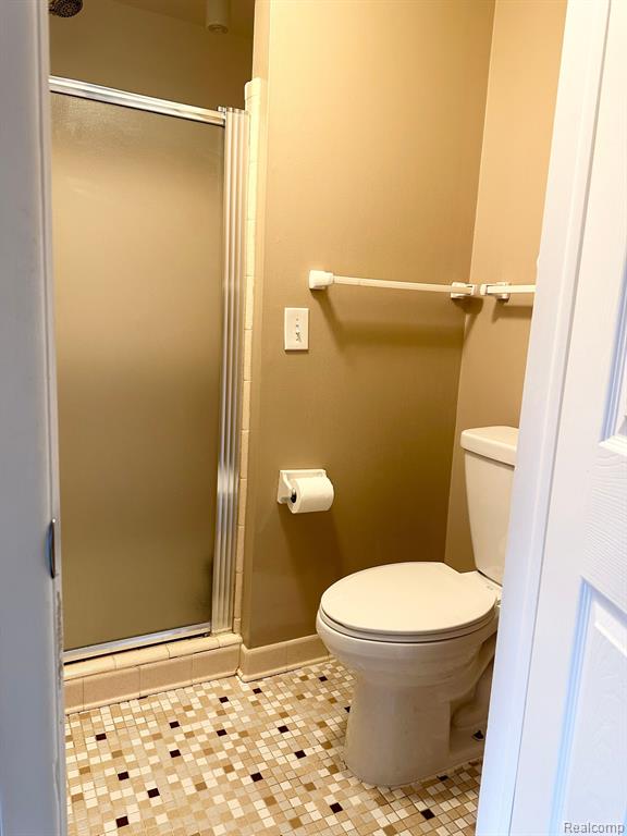 21306 E GLEN HAVEN Circle, Northville, MI 48167 — Photo 19