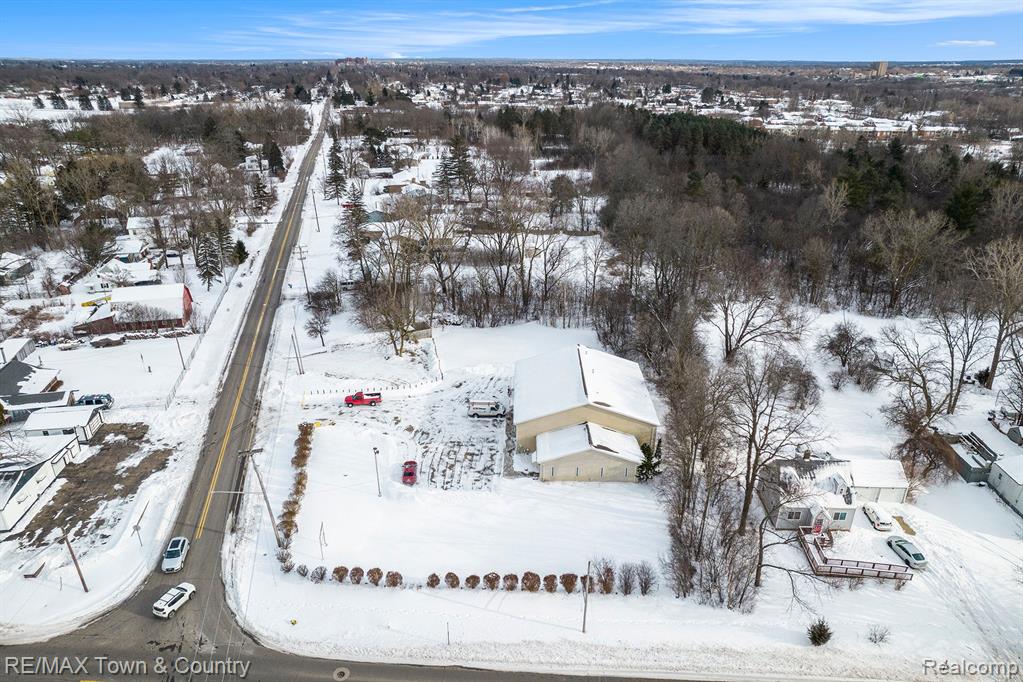 2170 LAVELLE Road, Flint, MI 48504 — Photo 23