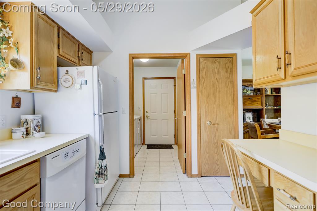 4439 Larkspur Court, Warren, MI 48092 — Photo 14