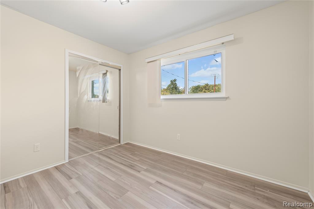 4900 Kadena Court, Sterling Heights, MI 48310 — Photo 19