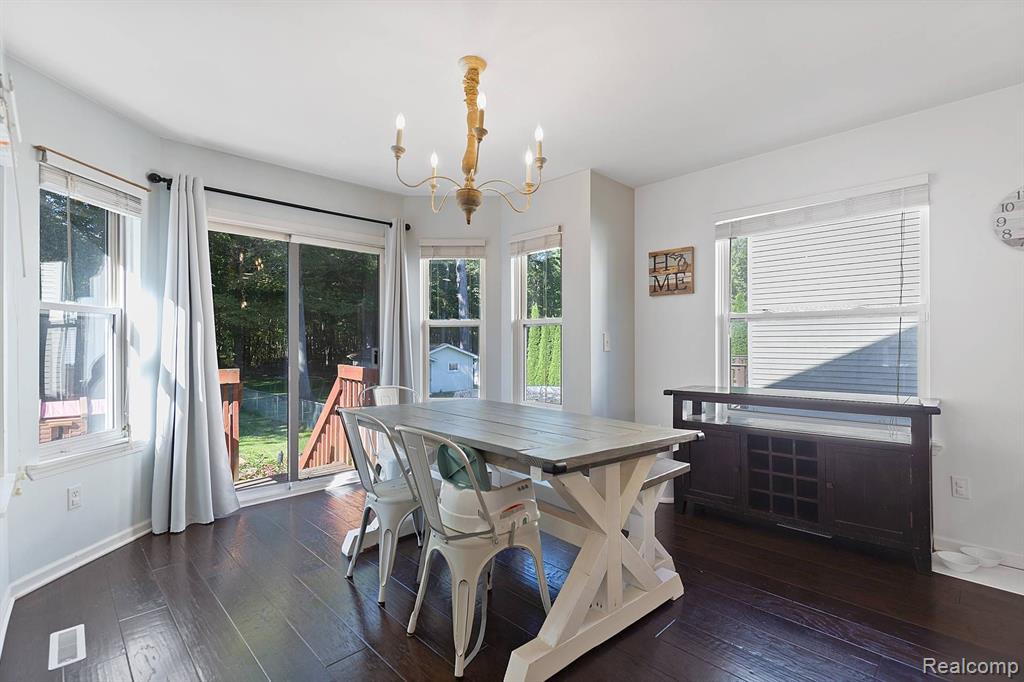 9368 Lakepointe Boulevard, Clay, MI 48001 — Photo 5