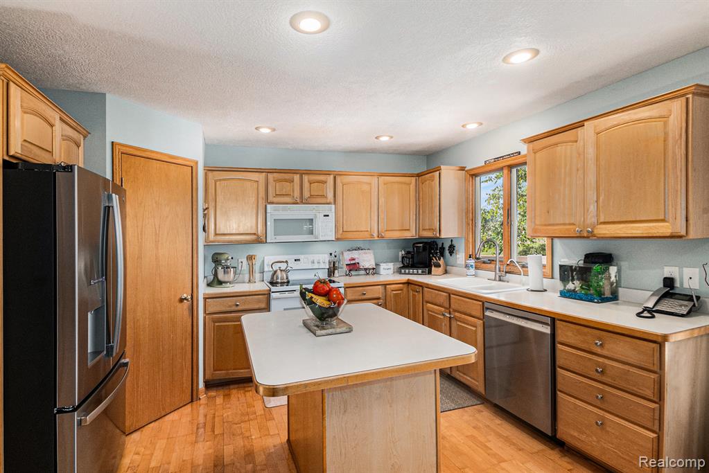 8584 E Parker Road, Laingsburg, MI 48848 — Photo 22
