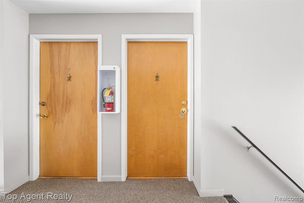 8657 Kennedy Circle, Warren, MI 48093 — Photo 19